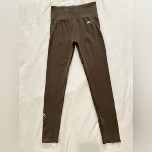 Oner Active Effortless Leggings in Deep Taupe (S)
